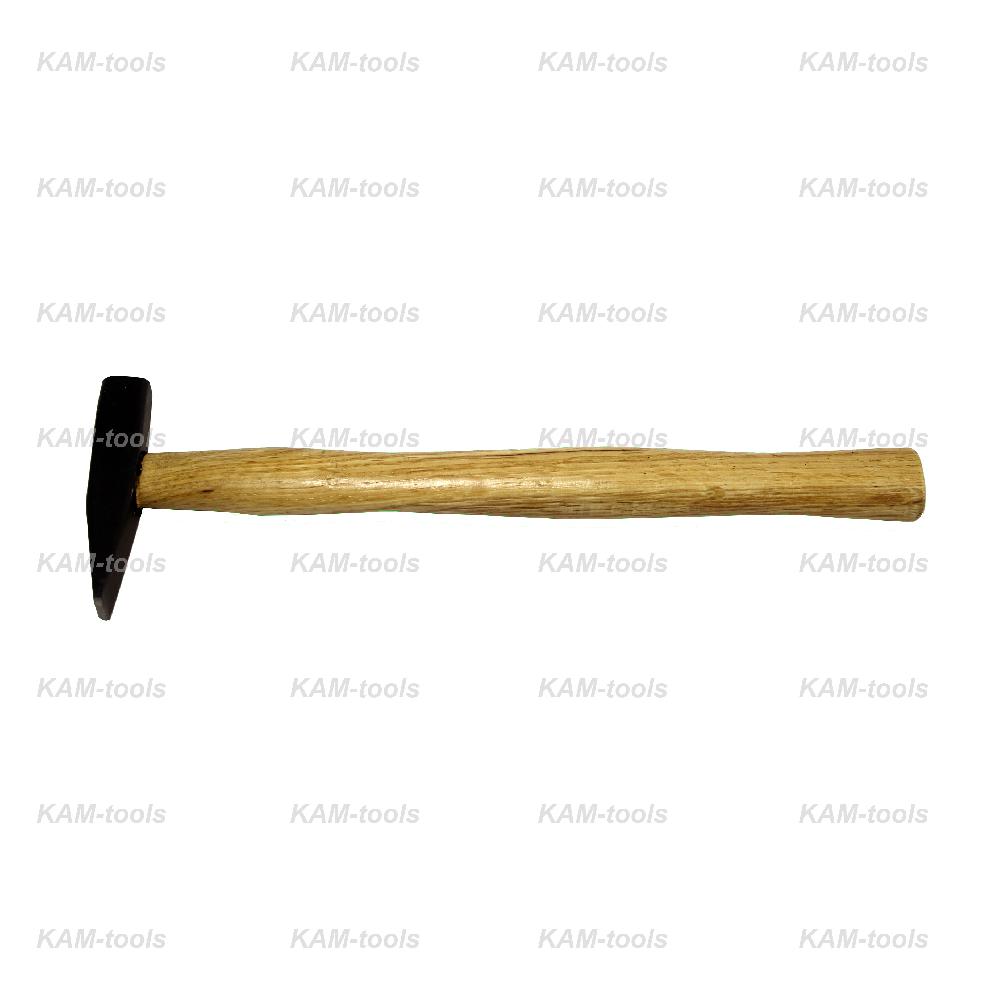 Молоток кв. боек, дер. ручка 400 г KAM-tools Молоток кв. боек, дер. ручка 400 г KAM-tools